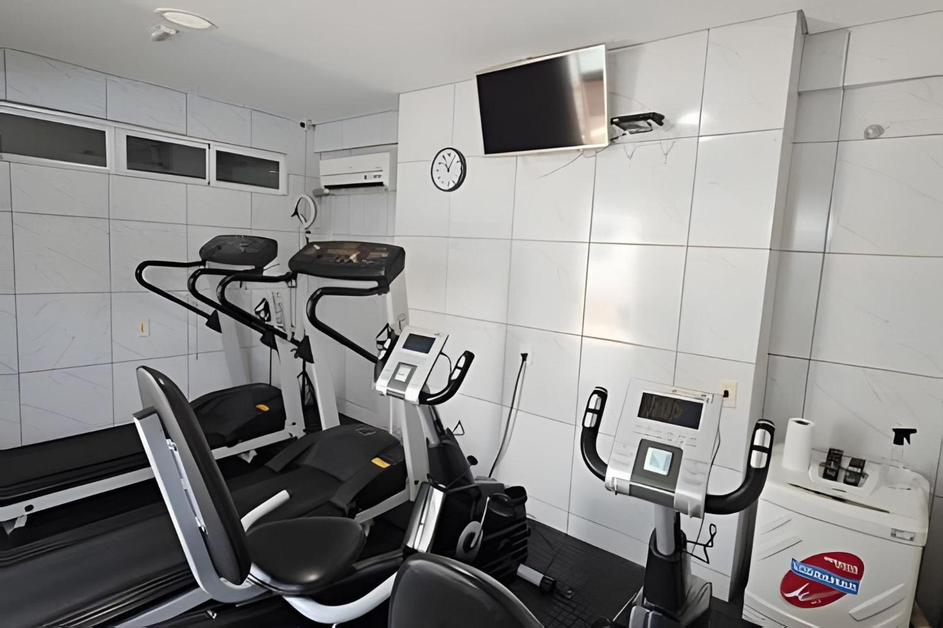 Aconchegante Em Tambau, Piscina, Garagem Fixa E Completo!